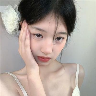 天才：黑色石榴石